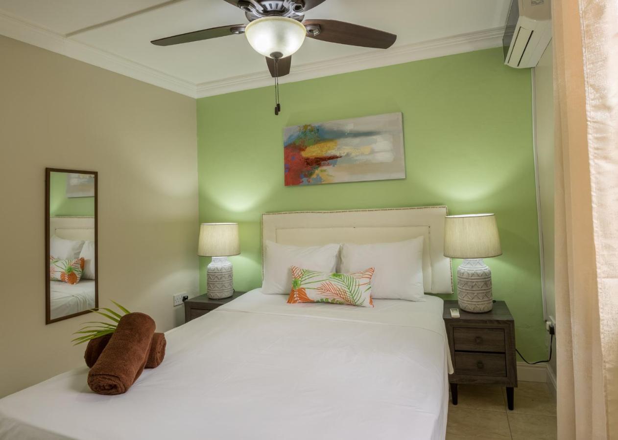 Apartment Soleil- Because Location Really Is Everything! Soufrière Exterior foto